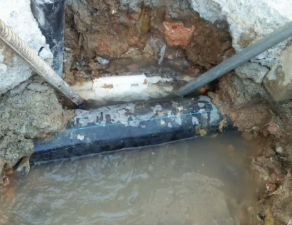 土默特测漏水之水管漏水